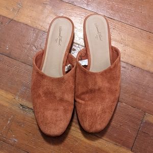 Universal Thread | Faux Suede Slides